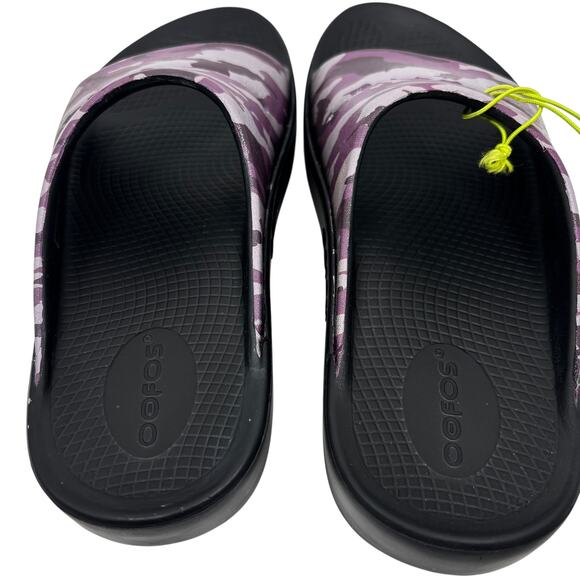 NEW Oofos Ooahh Slide Sandals Womens 6 Limited Edition Purple Camo Recovery - Picture 4 of 6